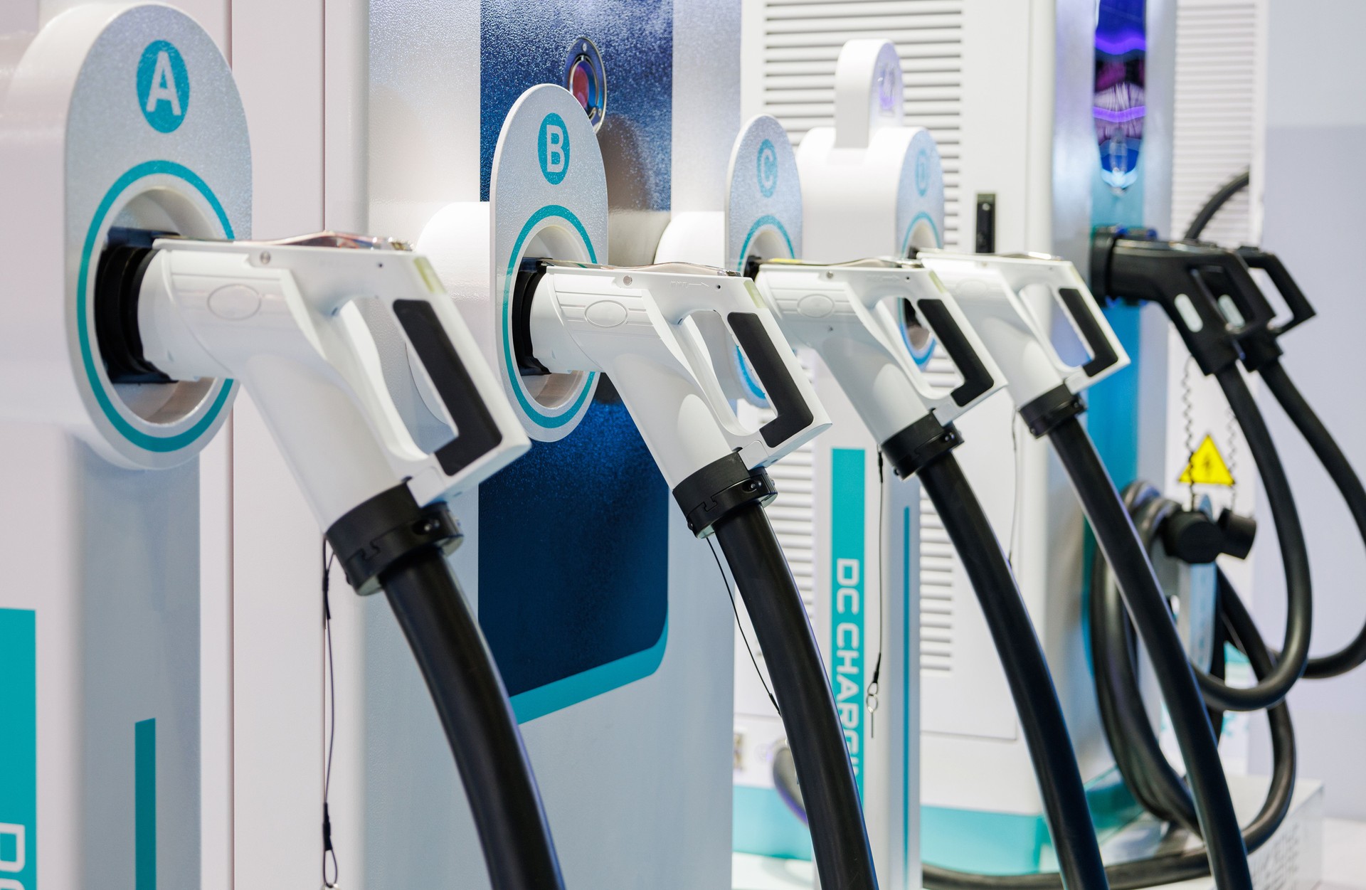Charging station for electric car
